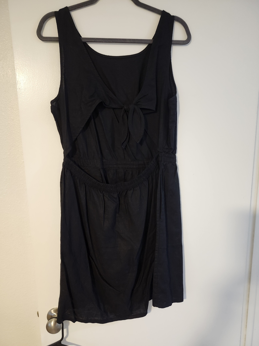 GAP Black Sleeveless Tie-Back Sundress